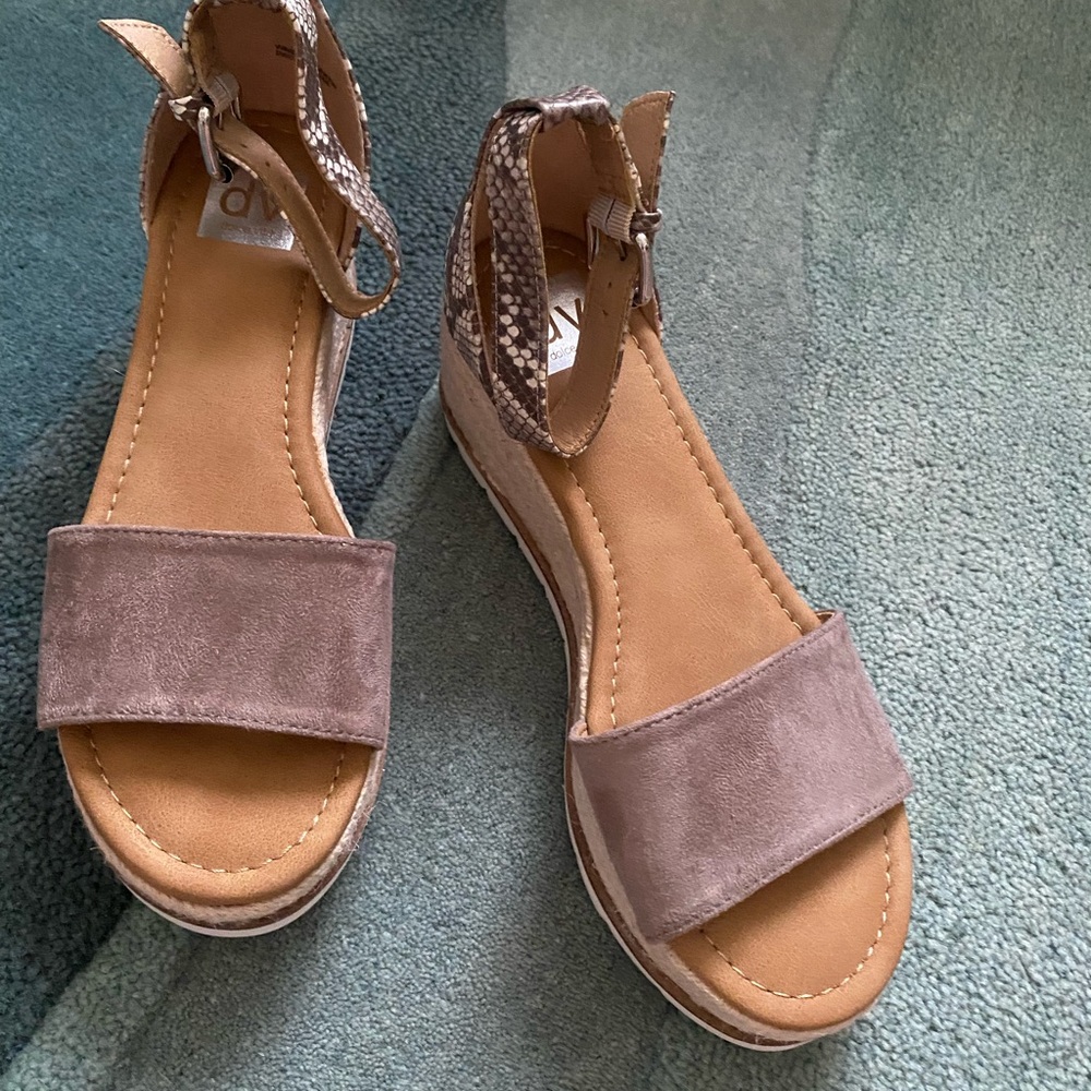 DV by Dolce Vita Tan and Brown Sandals